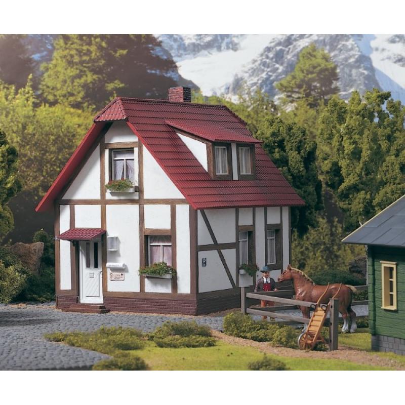 Piko G Scale - Weather Proofed Model Buildings - 62050 Dr. Konig's House