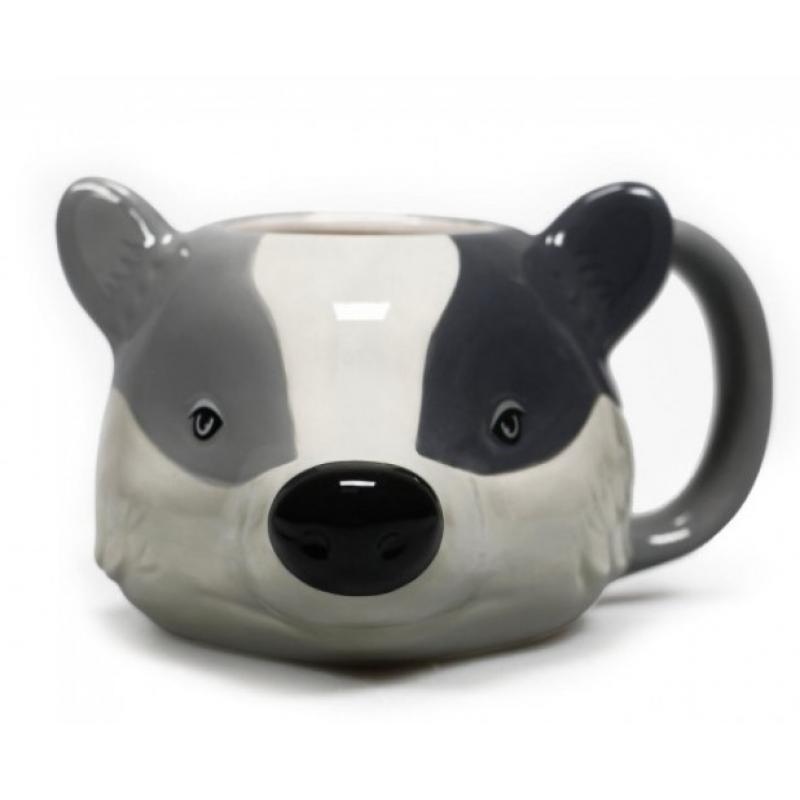Half Moon Bay: Mug Shaped Boxed - Harry Potter (Hufflepuff- Badger)