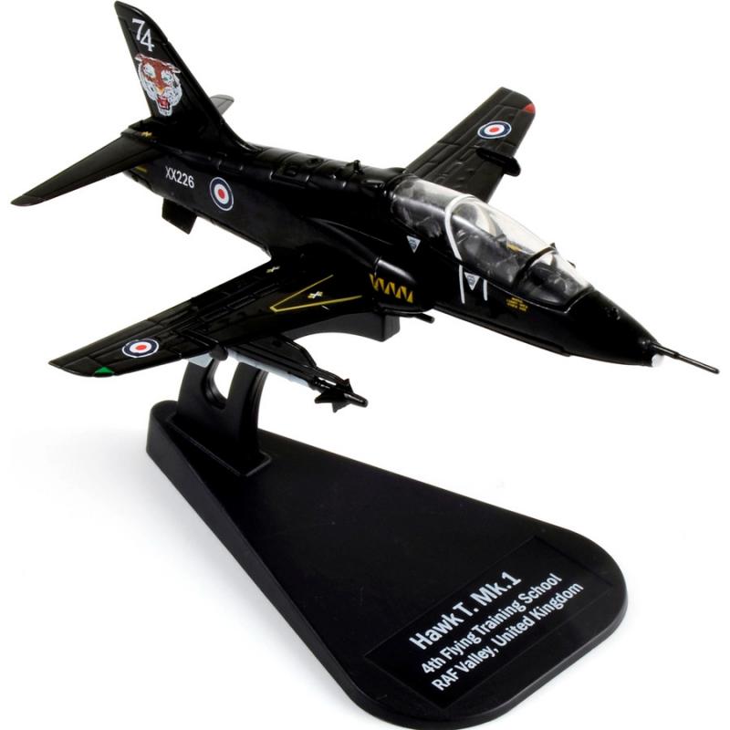 Italeri: 1:100 Hawk T. Mk. 1