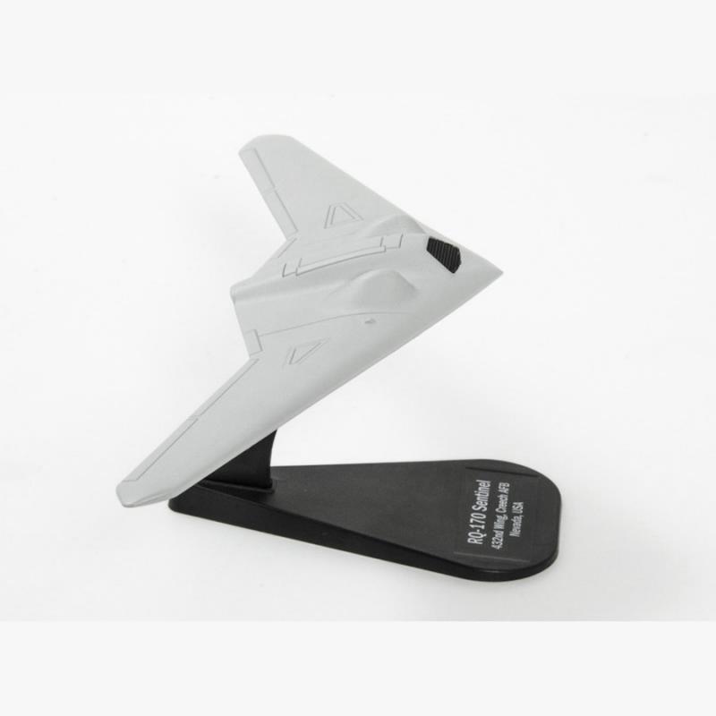 Italeri: 1:72 RQ-170 Sentinel