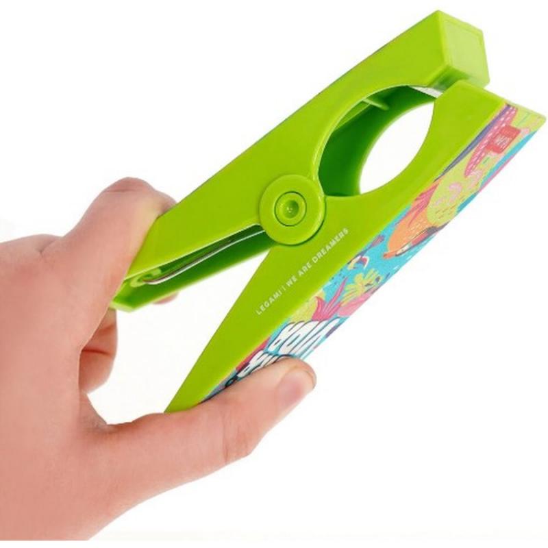 Legami Good Vibes Set of 2 Beach Towel Clips - Pura Vida