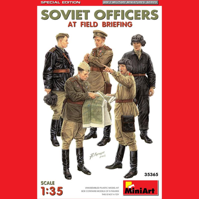 MiniArt: Soviet Officers at Field Briefing, Special Edition in 1:35