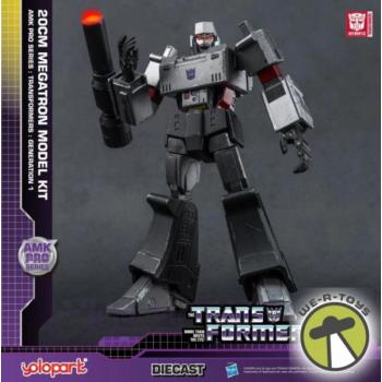 Transformers: Generation One AMK Pro Series Plastic Model Kit Megatron 20 cm
