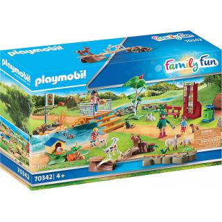 Playmobil Family Fun - 70342 Ζωολογικός Κήπος με Ήμερα Ζωάκια